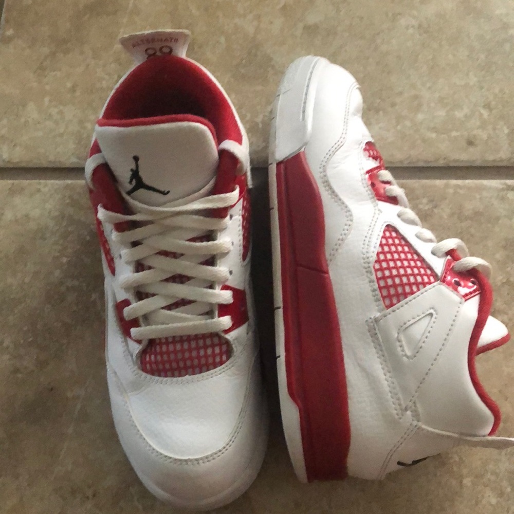 Jordan 4’s